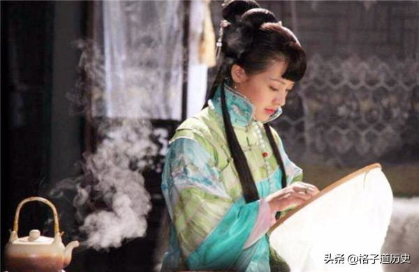 父親娶了一個繼母,只穿旗袍不幹活,44年後才知她的身份 父親娶了一個繼母,只穿旗袍不幹活,44年後才知她的身份