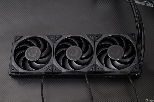 純黑靜音自帶螢幕，微星MEG CORELIQUID S360水冷散熱器圖賞