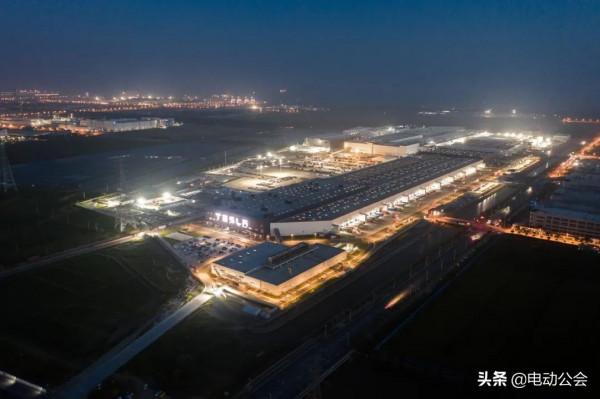 華為牽手大眾、北汽高層鉅變、特斯拉中國交付量出爐