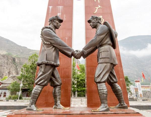 紅軍軍長歸隱江湖，臨終告訴妻子：同事們都在北平當大官