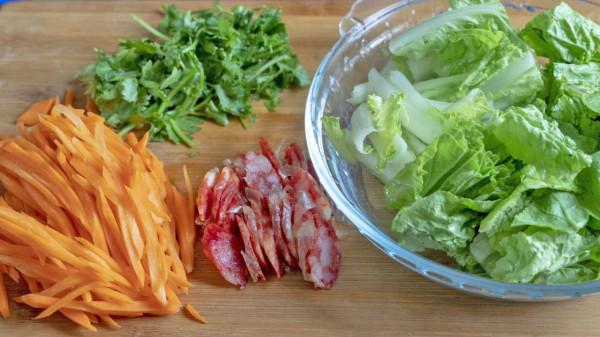 孩子放假，一家人的早中晚餐食譜，葷素搭配營養均衡，頓頓都吃光