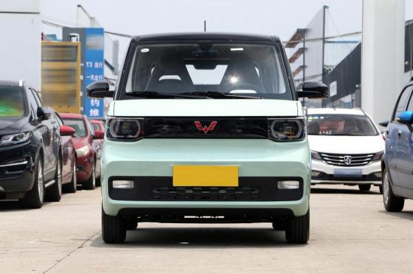 適合小女生的代步車，造型可愛還不燒油，2.88萬起，宏光MINI EV