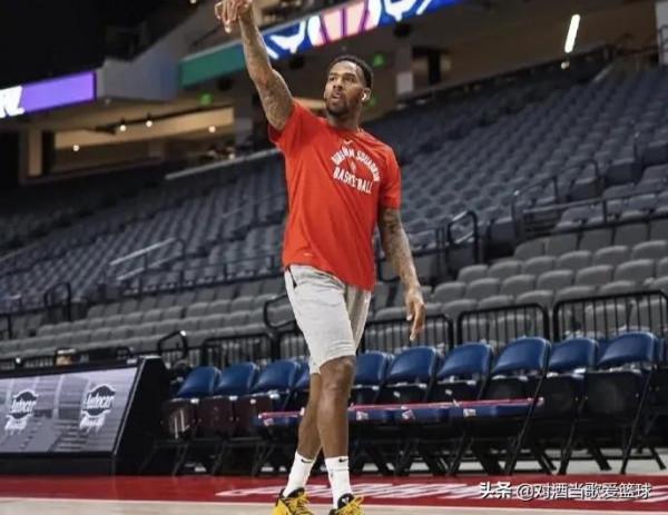 CBA：首鋼第四外援駕到，豪哥自命為雪山飛狐，FMVP透露即將回歸