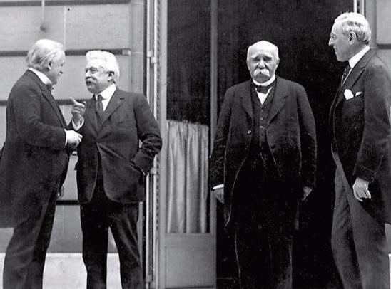 與二戰之後相比，為何英法主導的凡爾賽體系沒能阻止世界大戰？