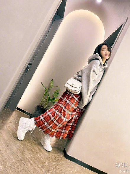 #宋茜冬日綠意隨拍# #宋茜說起風啦注意保暖#學起來給自己安排一套 #宋茜冬日綠意隨拍# #宋茜說起風啦注意保暖#學起來給自己安排一套