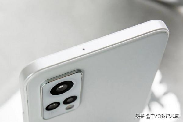 10&period;7億色到底是什麼？為何手機廠家近年都在宣傳10億色彩螢幕？