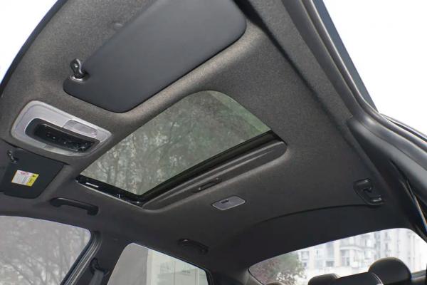 有顏有料，十萬級合資車型首選，到店體驗第七代伊蘭特