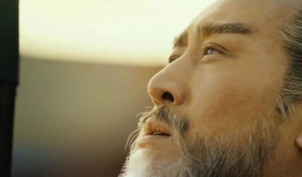 同樣是演“曹操”,於和偉和鮑國安放在一起看,差別就出來了 同樣是演“曹操”,於和偉和鮑國安放在一起看,差別就出來了