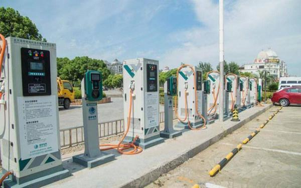 2022年中國汽車市場不僅領跑全球，還拉動全球經濟增長？