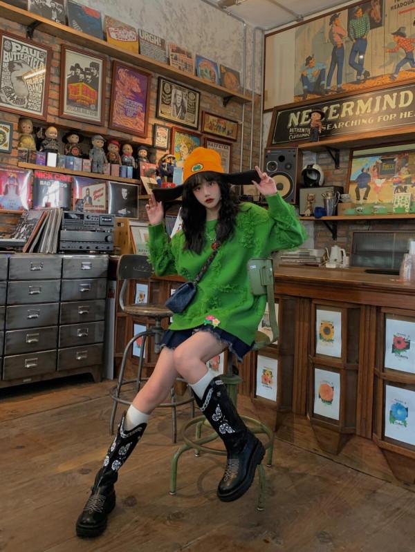 為什麼才158的王子文穿長筒靴不壓個?黑色搭長靴怎樣才能不豔俗 為什麼才158的王子文穿長筒靴不壓個?黑色搭長靴怎樣才能不豔俗