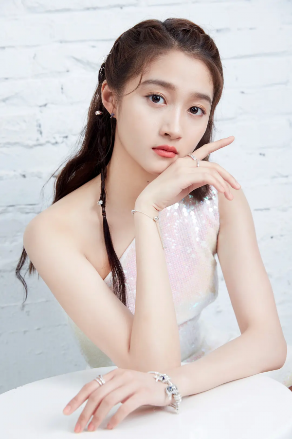 中國內地女演員關曉彤