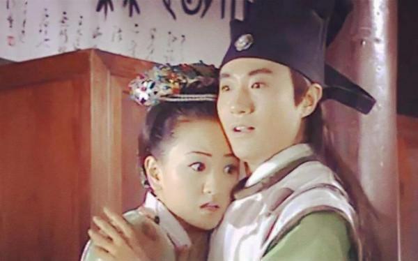 再看《少年包青天三》，發現小風箏最後絕對不可能回去找公孫策