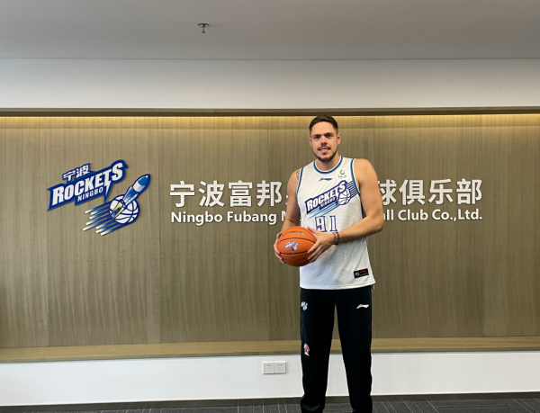 國產字母兄弟,寧波籤水貨外援,巴斯遼寧年薪1900萬 國產字母兄弟,寧波籤水貨外援,巴斯遼寧年薪1900萬