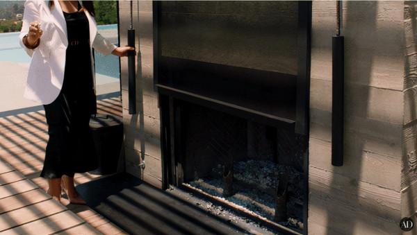 3.5億山頂豪宅佔地2.2畝 屋主竟然為豪車建了個展廳