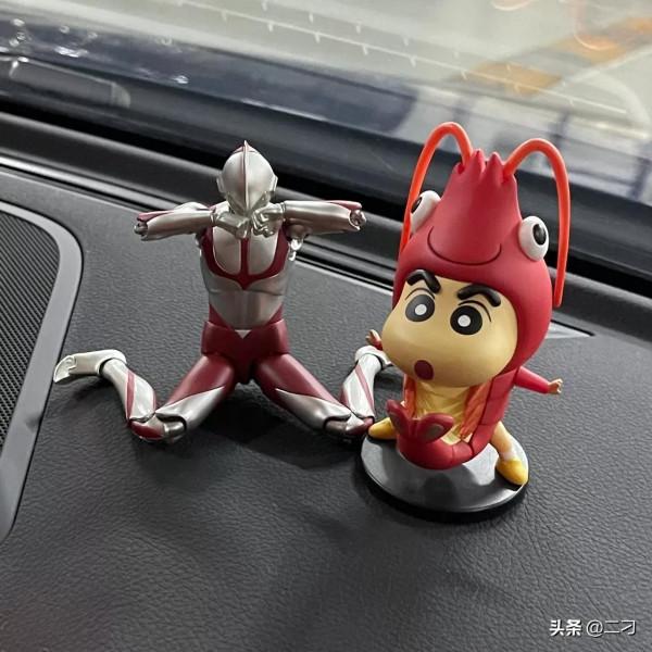 這難道就是男孩子喜歡奧特曼的原因 這難道就是男孩子喜歡奧特曼的原因