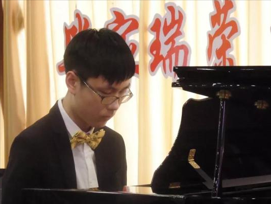 真實故事：男孩3歲還不會說話，百米聽力央視鑑證“聽力神童”