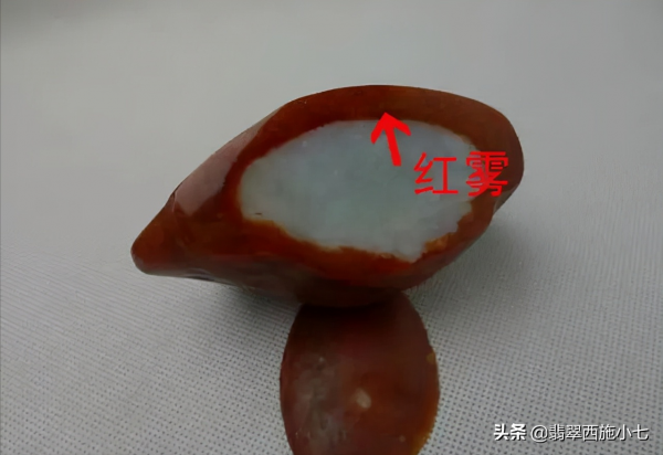 翡翠原石的“霧”是什麼？有霧層的翡翠原石怎麼玩？