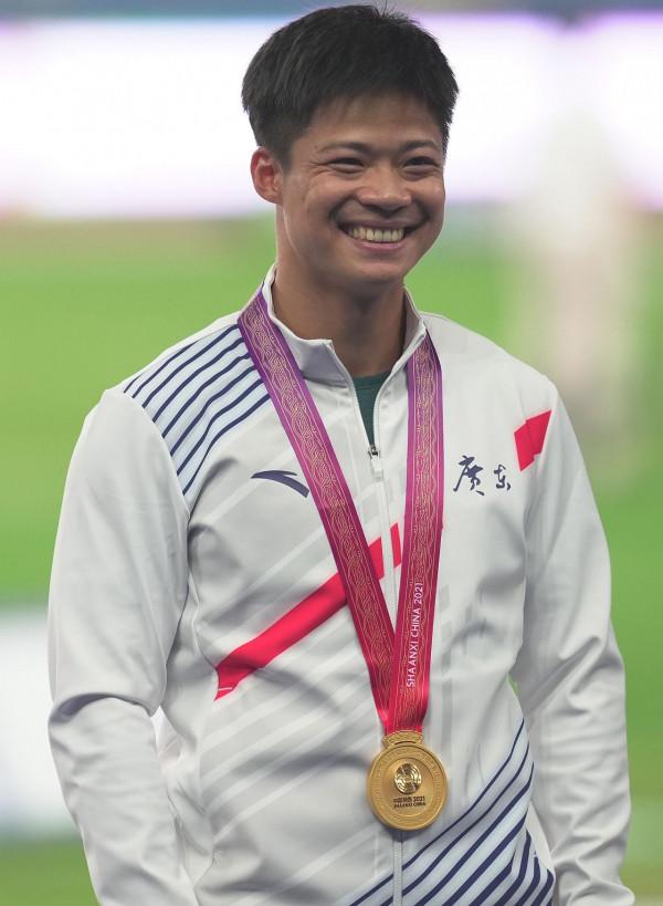 圓夢全運 蘇炳添展現蘇式笑容