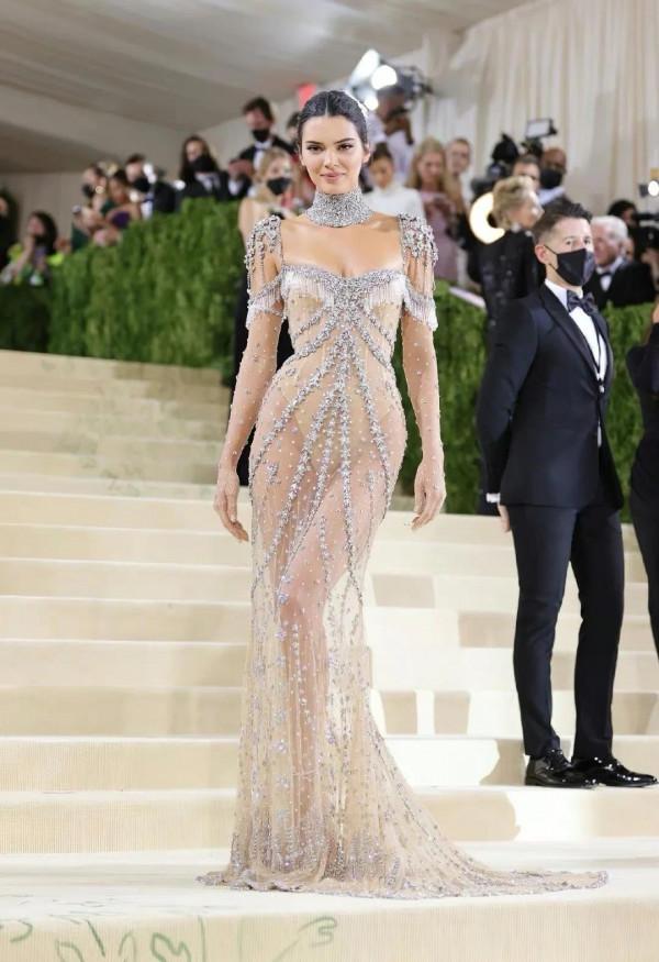 肯豆近期最新紅毯照 肯豆近期最新紅毯照