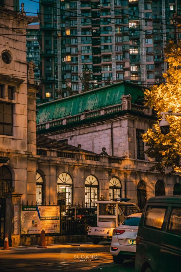 武漢的這座火車站堪稱“中國第一”,站前街道不簡單,曾是租界區 武漢的這座火車站堪稱“中國第一”,站前街道不簡單,曾是租界區