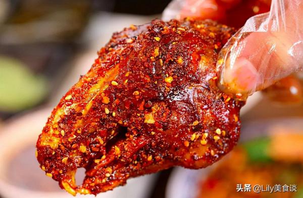 這6種“尷尬”的小吃，南方人總吃不膩，北方人：有點下不去嘴