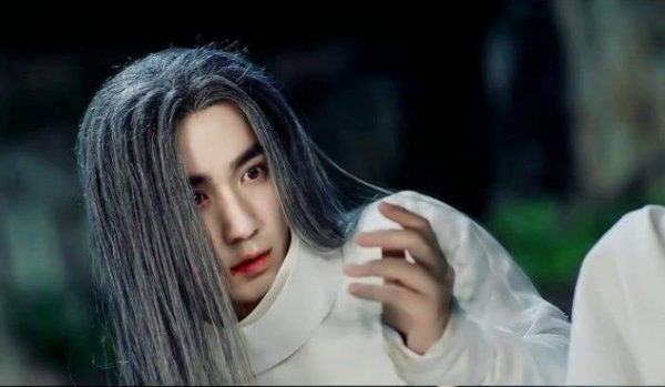 男星古裝黑長直:張若昀變貞子、孫紅雷辣眼,趙又廷靠演技逆襲? 男星古裝黑長直:張若昀變貞子、孫紅雷辣眼,趙又廷靠演技逆襲?