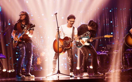 2021年音樂會盤點：劉德華深情告白，孫燕姿赤腳演唱，張傑手受傷