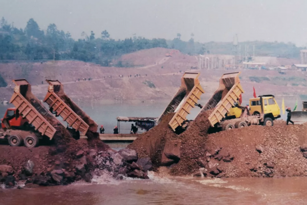 老照片徵集展播 | 港投風華 航電樞紐篇·水之慧 勢之興