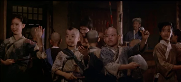 《大醉俠》幕後故事：邵逸夫差點燒掉樣片，成龍在裡面跑龍套