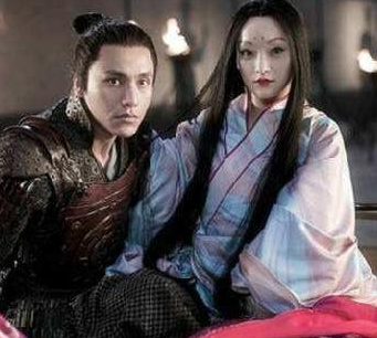 張一山為楊紫慶生被懟,陳坤一跺腳周迅就到,幸好這幾對沒成情侶 張一山為楊紫慶生被懟,陳坤一跺腳周迅就到,幸好這幾對沒成情侶