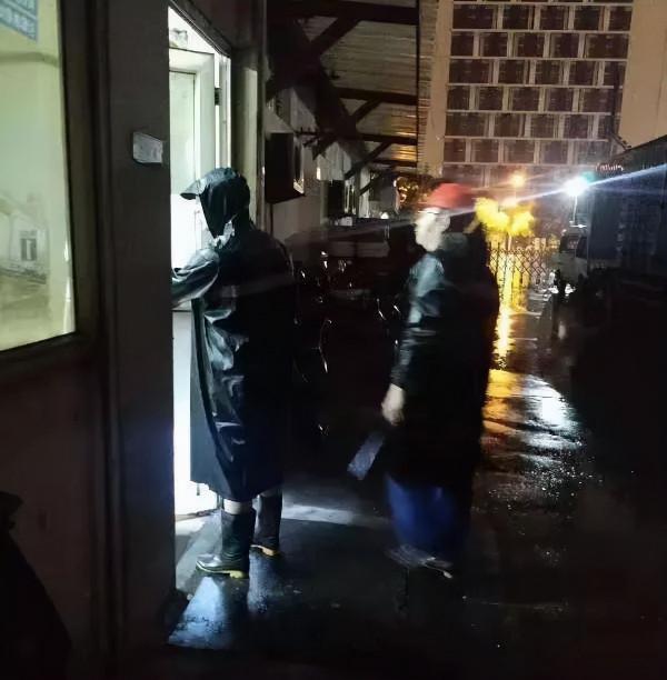 1966年原子彈部件被盜,竊賊被捕後:是女友和老丈人讓我乾的 1966年原子彈部件被盜,竊賊被捕後:是女友和老丈人讓我乾的