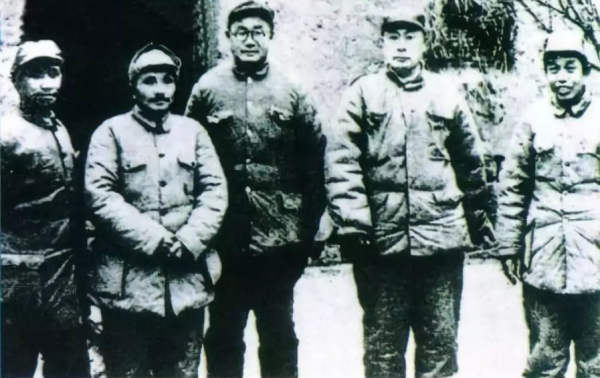 崔來儒給鄧小平幹了7年警衛員，始終牢記囑託：要為人民辦實事