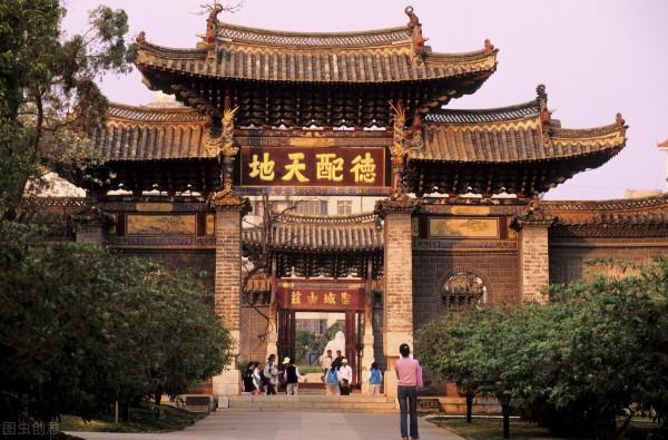 什麼是“春秋筆法”？何謂“微言大義”？