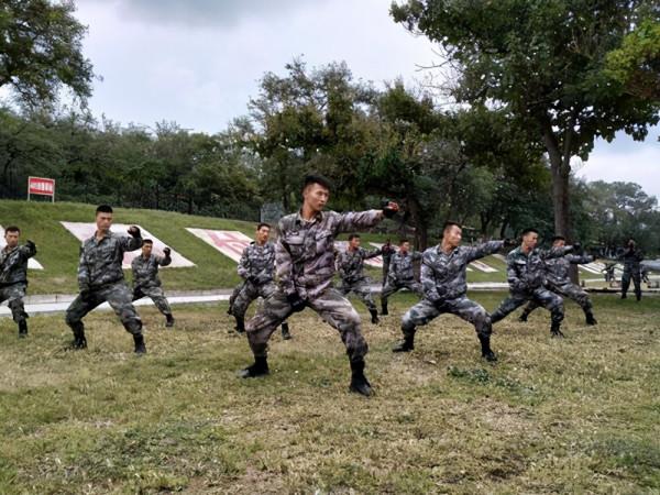 專科大一想要考軍校，徵兵走春招好還是秋招好？