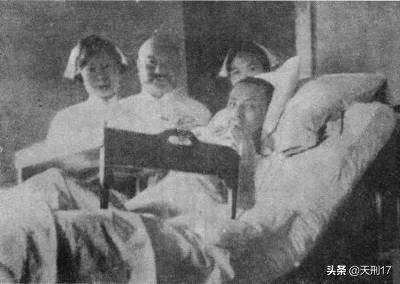 東北軍的軍紀鬆弛惡習很多，張學良整改無力自己也下了水