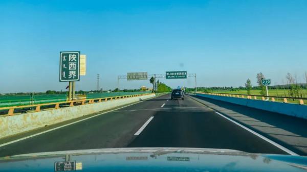 駕駛長安UNI-K 從榆林啟程一路北上鄂爾多斯 觀茫茫大漠 駕駛長安UNI-K 從榆林啟程一路北上鄂爾多斯 觀茫茫大漠