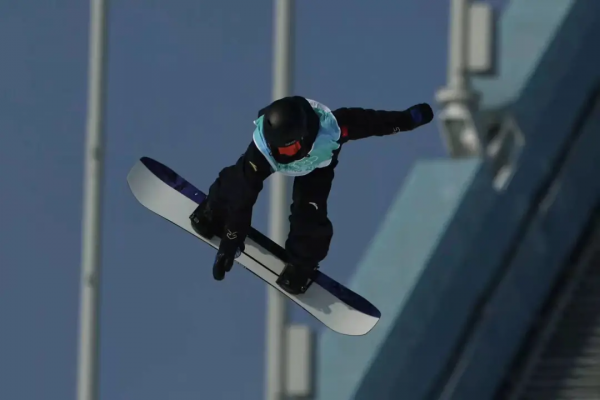 創中國隊該專案最佳！吉林省小將榮格獲單板滑雪女子大跳臺第五名