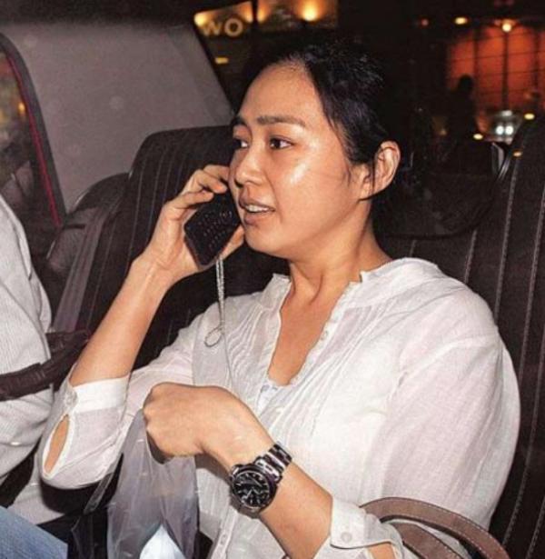 甘願被藏21年,46歲為劉德華生子,朱麗倩真的太狠了 甘願被藏21年,46歲為劉德華生子,朱麗倩真的太狠了