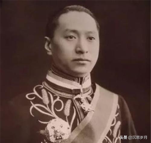 顧維鈞:29歲妻子猝然離世,一雙兒女託同事照料,奔赴巴黎和會 顧維鈞:29歲妻子猝然離世,一雙兒女託同事照料,奔赴巴黎和會