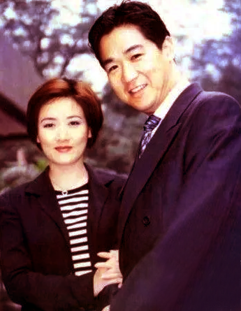 鄧婕：與張國立結婚33年，她看到了丈夫的白髮和心痛