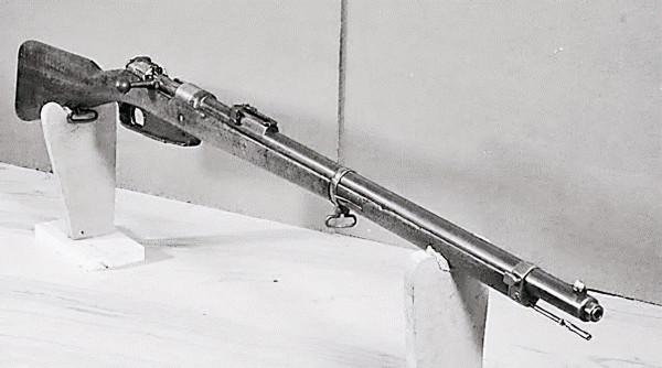 “神眼”馬玉林探案：“尋槍記”