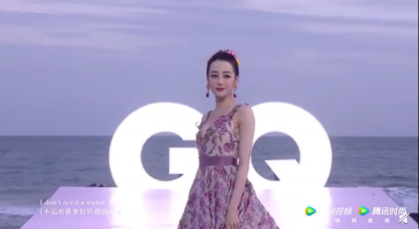 GQ年度盛典紅毯,迪麗熱巴搖曳生姿,楊天真風中亂舞 GQ年度盛典紅毯,迪麗熱巴搖曳生姿,楊天真風中亂舞