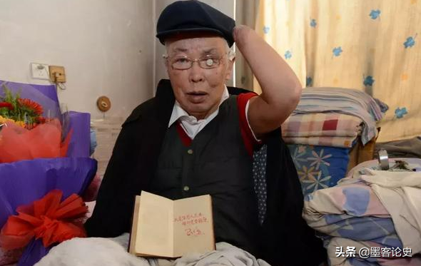 長津湖倖存者之一朱彥夫,曾在93天經歷47次手術,被譽為“活死人” 長津湖倖存者之一朱彥夫,曾在93天經歷47次手術,被譽為“活死人”