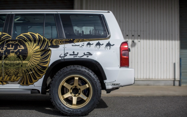 赤裸裸的力量感：2000匹馬力日產途樂