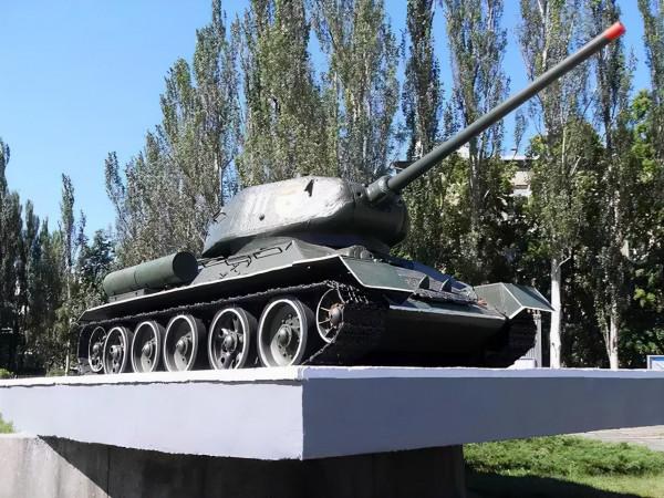 二戰中產量最大的坦克 它的76毫米火炮能擊穿德軍所有坦克