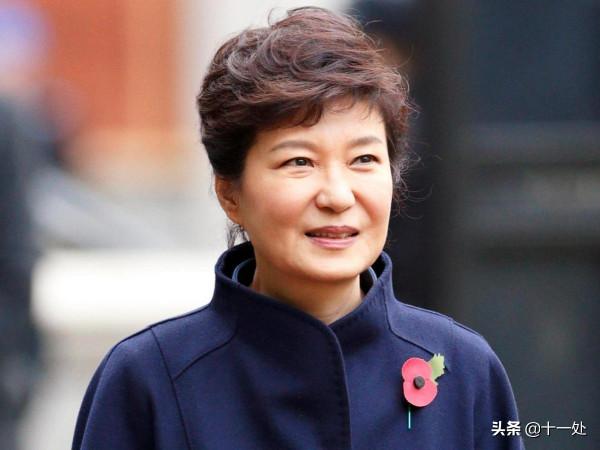 11月23日,美國製裁俄羅斯;法國要求澳賠錢;又一韓國前總統去世 11月23日,美國製裁俄羅斯;法國要求澳賠錢;又一韓國前總統去世