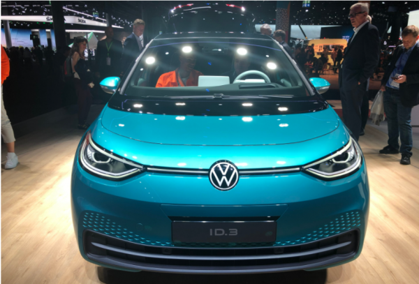 想買新能源汽車，但是品牌太多不知道選哪個？看完本文就知道了