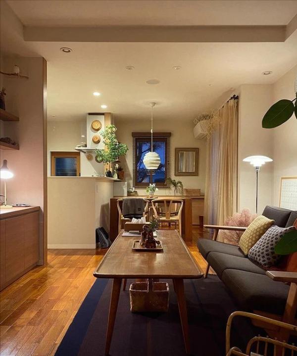 日本太太的內部家居照,用樸素的審美,裝飾出精緻又養眼的房間 日本太太的內部家居照,用樸素的審美,裝飾出精緻又養眼的房間