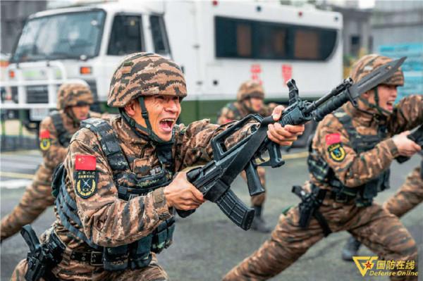 戰術、格鬥、刺殺,武警官兵掀起新年度訓練熱潮 戰術、格鬥、刺殺,武警官兵掀起新年度訓練熱潮