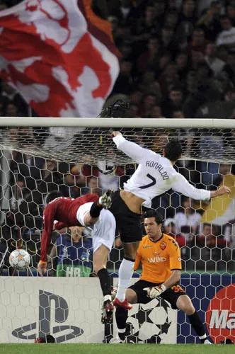 《王朝征程》—弗式曼聯再次登頂歐洲，C羅斬獲金球、揚名天下